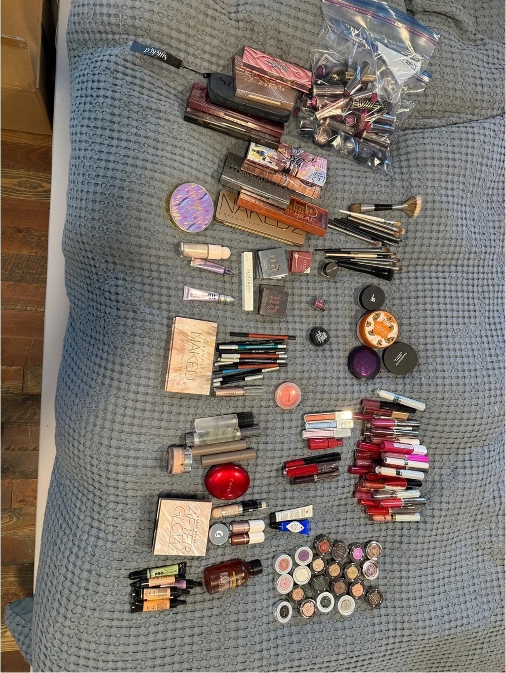 Urban Decay Assorted Makeup Collection - Lot of 208!!!!!